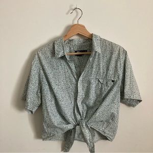 Custom Cropped Rip Curl Shirt, Size M